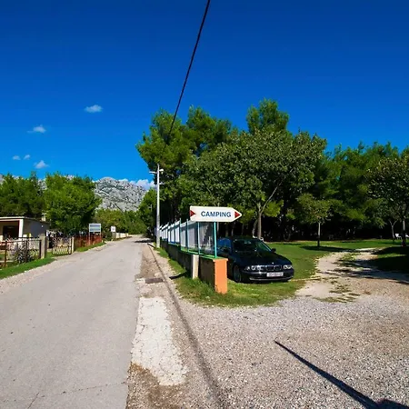 Vesna * Starigrad Paklenica