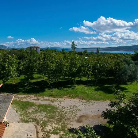 Vesna Apartmán Starigrad Paklenica